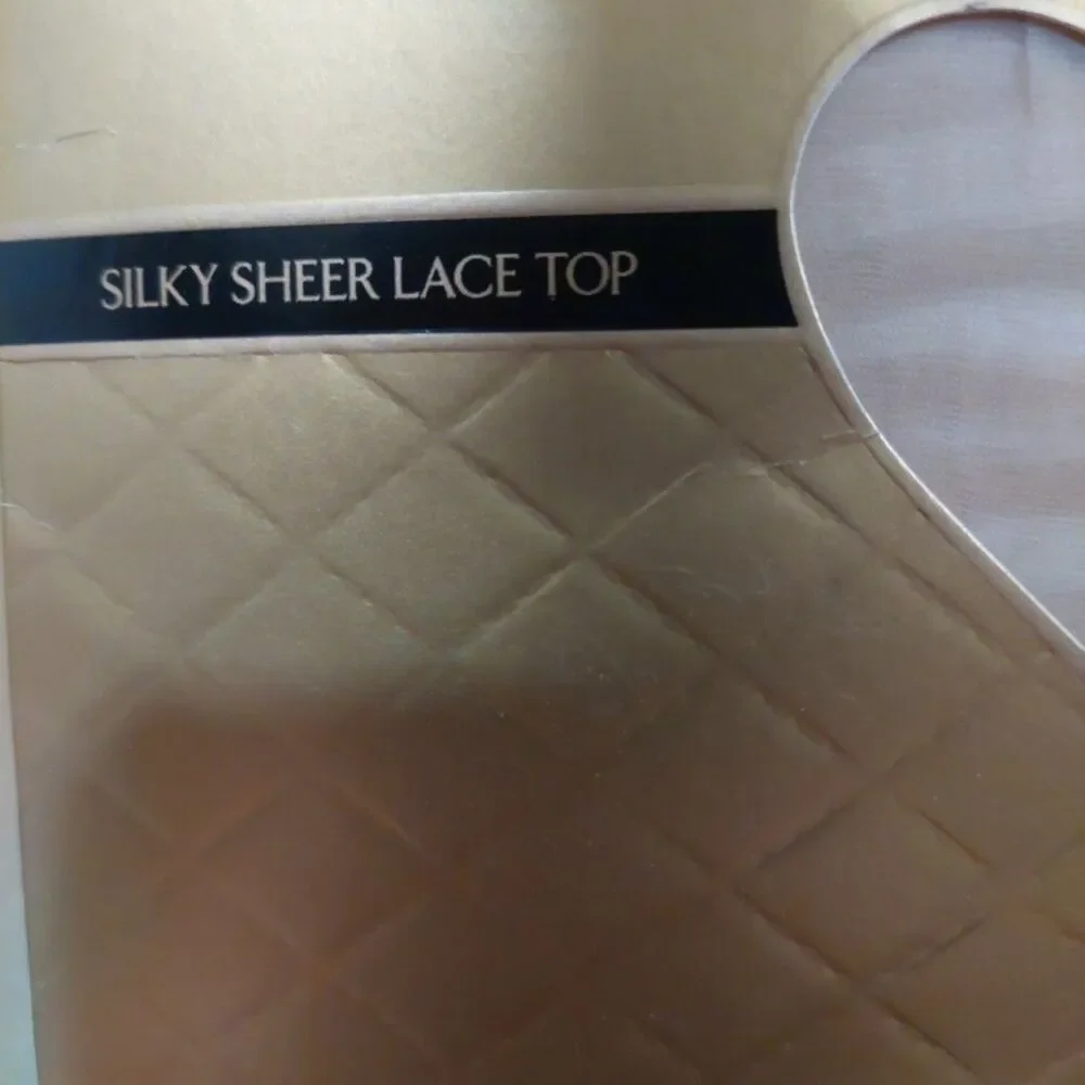 FEEL ROYAL in Victoria's Secret Silky Sheer Lace Top PANTYHOSE Naked Neutral S